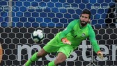 Alisson sẵn sàng trở lại khung thành Liverpool
