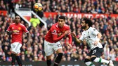 Mo Salah không có duyên ghi bàn khi gặp Quỷ đỏ