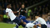 Andre Gomes sẽ phẫu thuật cổ chân bị gãy
