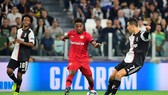 Ronaldo (trái) vẫn khao khát ghi bàn