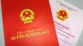 Điều tra vụ án giả mạo giấy tờ để lừa bán đất