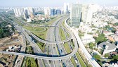Nút giao thông ngã 3 Cát Lái, quận 2, TPHCM. Ảnh: VIỆT DŨNG