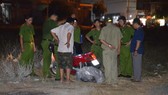Công an khám nghiệm hiện trường. Ảnh: C.T