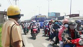 Công bố đường dây nóng phản ánh an toàn giao thông trong kỳ nghỉ tết