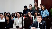 Tạm dừng xét xử vụ kiện vở diễn “Ngày xưa” để thu thập thêm chứng cứ