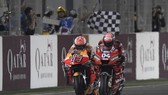 Dovi (4) và Marc (93) so kè nhau ở gần đích đến