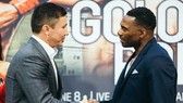 Golovkin lịch sự bắt tay Rolls