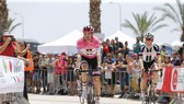 Tom Dumoulin - ứng viên nặng ký nhất cho chiếc Áo hồng năm nay