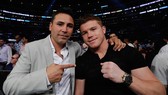 Canelo và ông bầu De La Hoya