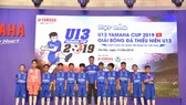 Quang Hải và các em nhỏ tham gia U13 Yamaha Cup 2019