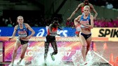 Emma Coburn, một trong những nhà ĐKVĐ thế giới người Mỹ