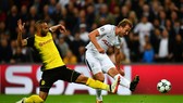 Harry Kane (phải, Tottenham) có thể sẽ được dưỡng sức trận lượt về ở Dortmund. Ảnh: Getty Images.