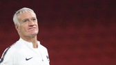 Didier Deschamps thử nghiệm 3-5-2