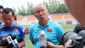 Ông Park hài lòng với những chuẩn bị của U22 Việt Nam. Ảnh: Hữu Thịnh