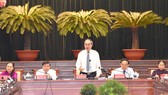 Đồng chí Nguyễn Thiện Nhân, Ủy viên Bộ Chính trị, Bí thư Thành ủy TPHCM, phát biểu tại Hội nghị Thành ủy lần thứ 32. Ảnh: VIỆT DŨNG