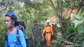 Triển khai tìm kiếm người nước ngoài nghi tự tử tại bán đảo Sơn Trà