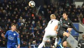 Leicester City - Chelsea 1-2: Pedro giúp Conte giành vé vào bán kết