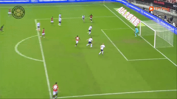 ICC Cup, Man United - Tottenham 2-1: Martial, Gomes lập công, HLV Solskjer hạ HLV Pochettino