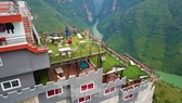 Công trình sai phép Mã Pì Lèng: “Mang tính mạng mình ra gây áp lực với luật pháp là không được“