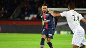 Neymar chấn thương hay đang tìm đường trở lại Barcelona?