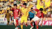 Sức trẻ của Phố Hiến đã không đủ để gây bất ngờ trước Thanh Hóa. Ảnh: Minh Hoàng