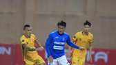 Mạc Hồng Quân có trận đấu khá nổi bật. Ảnh: MINH HOÀNG