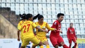 Dù thắng trận, nhưng ngôi vô địch mùa này càng lùi xa với ĐKVĐ Hà Nam. Ảnh: Anh Trần