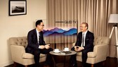 Mr. Kim Cheol Gi, CEO of Samsung Vina, and head coach Park Hang Seo