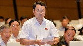 Deputy Nguyen Tien Sinh from Hoa Binh province (Source: baomoi.com)