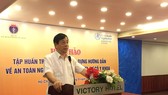 PGS.TS Lương Ngọc Khuê – Cục trưởng Cục Quản lý khám chữa bệnh phát biểu tại hội thảo