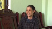 Nhặt 150 triệu đồng trong tấm bạt phơi lúa, nữ phụ hồ mang trả cho người mất