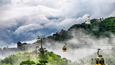 Khách hàng Sun World bất ngờ trúng thưởng tour du lịch quốc tế tới Pháp, Úc