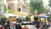 Hình ảnh bát nháo tại đền, chùa ngày đầu năm
