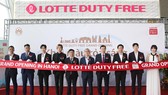Lễ khai trương cửa hàng Lotte Duty Free tại Sân bay Quốc tế Nội Bài, Hà Nội. Ảnh: Lotte