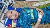 Hai cha con bị bệnh hiểm nghèo