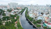 Kênh Tân Hóa - Lò Gốm sau khi cải tạo đã làm khu vực xung quanh hết ngập. Ảnh: CAO THĂNG