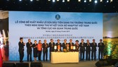 Việt Nam xuất khẩu lô sữa đầu tiên sang Trung Quốc