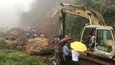 Mưa lũ kèm động đất