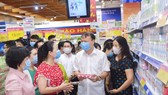 Thứ trưởng Đỗ Thắng Hải: Các siêu thị ăm ắp hàng, không lo thiếu