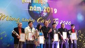 Tôn vinh các tác phẩm âm nhạc