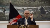 Tổng thống Afghanistan Ashraf Ghani phát biểu tại một cuộc họp báo ở Kabul. Ảnh: AFP/TTXVN