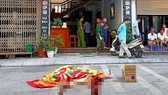 Thuê nhà nghỉ, nam thanh niên quyết chết bằng được