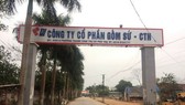 Vụ đổ dầu thải vào nguồn nước sông Đà: Triệu tập 2 người của Công ty gốm sứ Thanh Hà