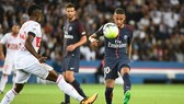 Neymar (phải) có thể được nghỉ ngơi để chuẩn bị cho trận đấu ở vòng bảng Champions League vào giữa tuần tới.