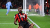Jermain Defoe đã bắt dầu đặt dấu ấn tại Bournemouth. Ảnh: Getty Images