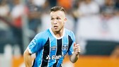 Arthur đã là người của Barca. Ảnh: Getty Images.