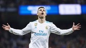 Ronaldo phải chăng đã nghĩ đến chuyện chuyển sang Trung Quốc? Ảnh: Getty Images
