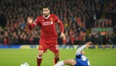 Chia tay Emre Can (trái) sẽ là mất mát không nhỏ với Liverpool. Ảnh: Getty Images