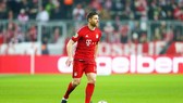 Dù thi đấu cho Bayern, nhưng Alonso lúc nào cũng được CĐV Real yêu quý. Ảnh: Getty Images