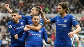 Eden Hazard và đồng đội tiếp tục tận hưởng chiến thắng. Ảnh: Getty Images